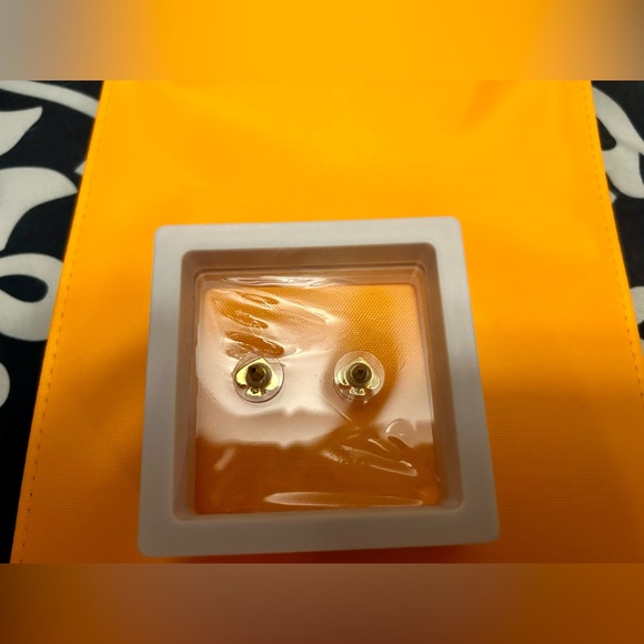 2/$30 KATE SPADE STUDS BUNDLE DEAL-Kate Spade Pink Everyday Spade Enamel Studs - Picture 6 of 8